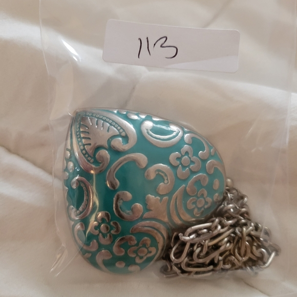 TRUE VINTAGE LARGE PUFFY TURQUOISE ENAMEL HEART NECKLACE. GORGEOUS. AJDUSTABLE - Picture 6 of 6